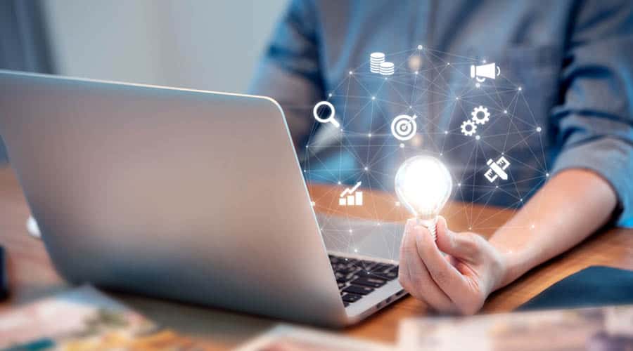 man doing marketing strategy